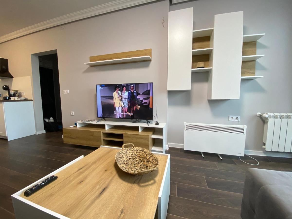 Apartment The Orchid Sofia Ngoại thất bức ảnh